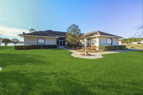 Casa en Ocala, Florida 4 dormitorios, 238.85 m2 № 2139880