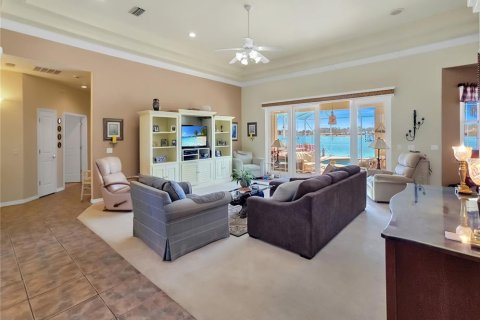 Villa ou maison à vendre à Ocala, Floride: 4 chambres, 238.85 m2 № 2139880 - photo 9