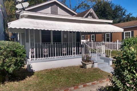 House in Jacksonville, Florida 2 bedrooms, 91.6 sq.m. № 774993 - photo 1