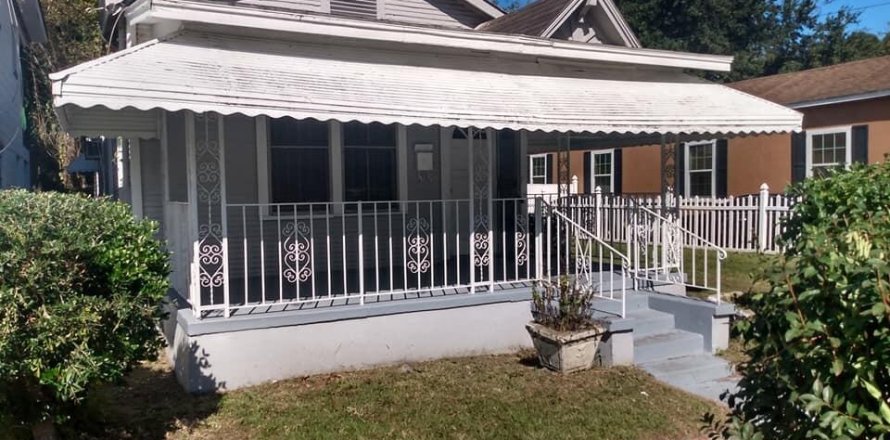 House in Jacksonville, Florida 2 bedrooms, 91.6 sq.m. № 774993