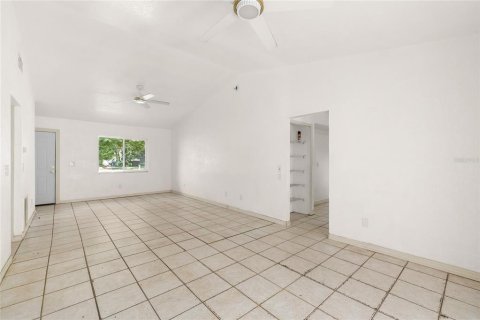 Villa ou maison à vendre à Orlando, Floride: 3 chambres, 114.73 m2 № 2428643 - photo 7