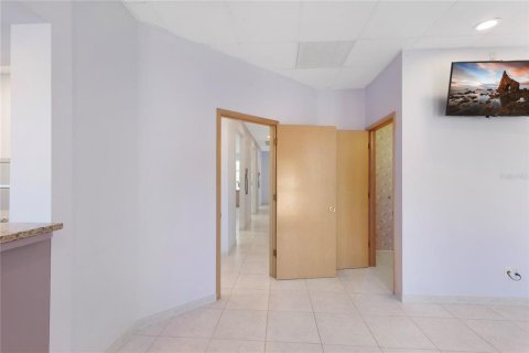 Commercial property in Palm Harbor, Florida 109.16 sq.m. № 1720215 - photo 13
