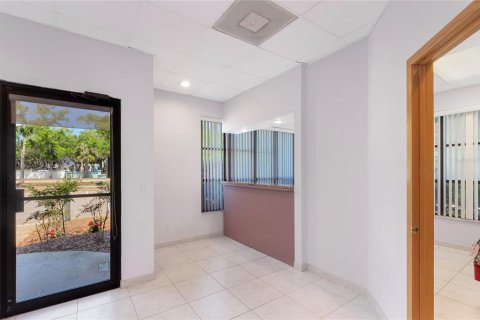 Commercial property in Palm Harbor, Florida 109.16 sq.m. № 1720215 - photo 18