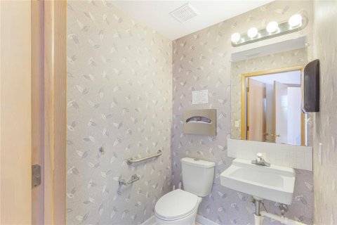 Commercial property in Palm Harbor, Florida 109.16 sq.m. № 1720215 - photo 16