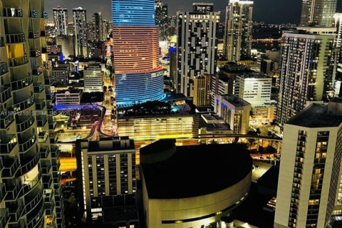 Copropriété à louer à Miami, Floride: 1 chambre, 91.14 m2 № 2062850 - photo 5