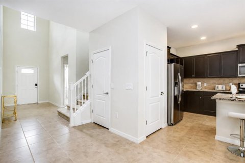 Casa en alquiler en Kissimmee, Florida, 8 dormitorios, 375.42 m2 № 2348077 - foto 5
