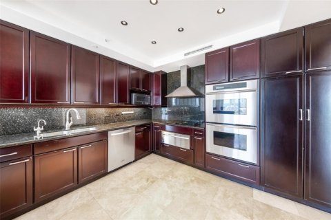 Copropriété à louer à Aventura, Floride: 3 chambres, 303.23 m2 № 2168153 - photo 17