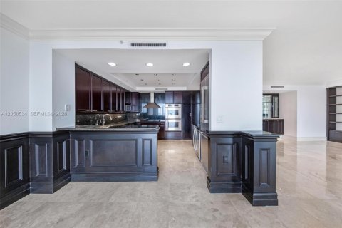 Copropriété à louer à Aventura, Floride: 3 chambres, 303.23 m2 № 2168153 - photo 16