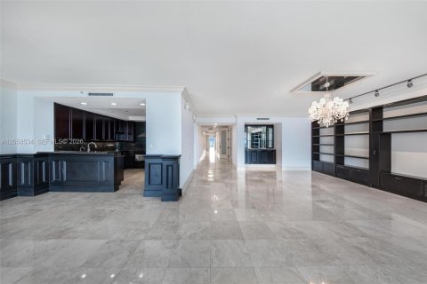 Copropriété à louer à Aventura, Floride: 3 chambres, 303.23 m2 № 2168153 - photo 8