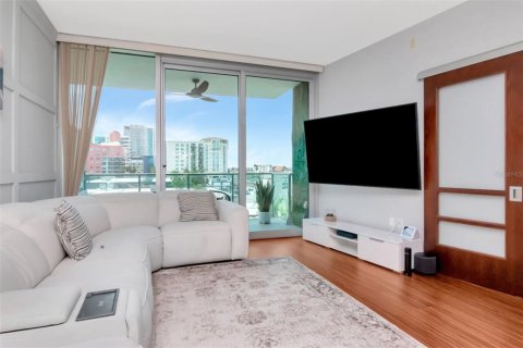 Condo in Tampa, Florida, 2 bedrooms  № 1822680 - photo 10