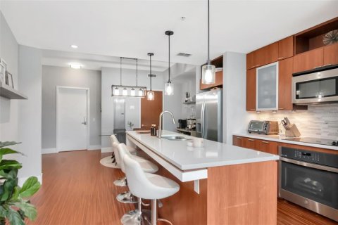 Condo in Tampa, Florida, 2 bedrooms  № 1822680 - photo 5