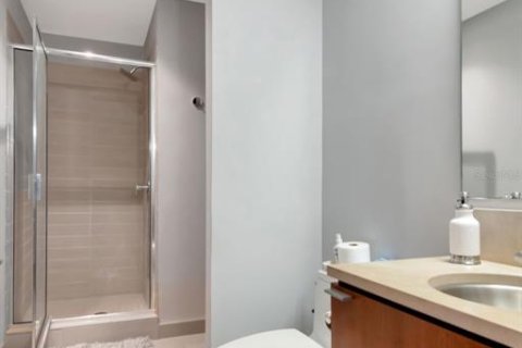 Condo in Tampa, Florida, 2 bedrooms  № 1822680 - photo 23