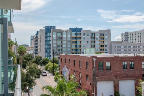 Condo in Tampa, Florida, 2 bedrooms  № 1822680 - photo 29