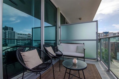 Condo in Tampa, Florida, 2 bedrooms  № 1822680 - photo 26