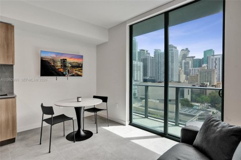 Condo in Miami, Florida  № 2056843 - photo 12