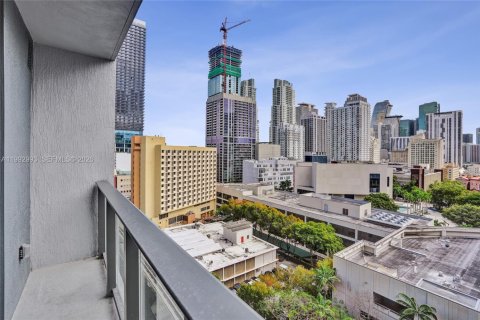 Condo in Miami, Florida  № 2056843 - photo 21