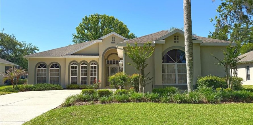 Villa ou maison à Clermont, Floride 3 chambres, 168.71 m2 № 2142866
