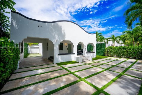 Villa ou maison à louer à Miami, Floride: 3 chambres, 102.84 m2 № 2256842 - photo 29