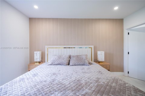 Villa ou maison à louer à Miami, Floride: 3 chambres, 102.84 m2 № 2256842 - photo 9