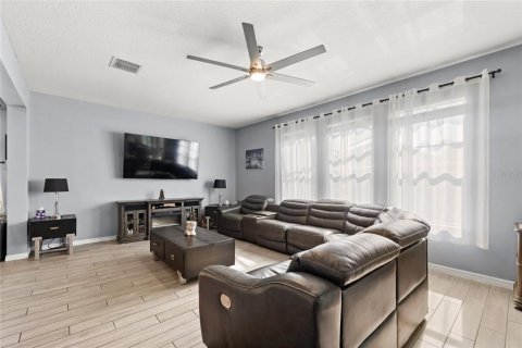 Villa ou maison à vendre à Orlando, Floride: 5 chambres, 293.57 m2 № 2205465 - photo 8