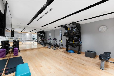 Снять в аренду кондоминиум в Майами, Флорида 3 спальни, 146.69м2, № 2060861 - фото 29