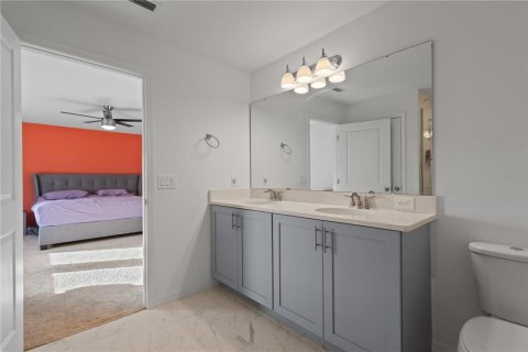 Villa ou maison à vendre à Deltona, Floride: 4 chambres, 230.3 m2 № 1545566 - photo 15