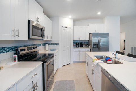 Villa ou maison à louer à Port Charlotte, Floride: 4 chambres, 182.83 m2 № 1124655 - photo 20