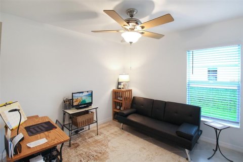 Villa ou maison à louer à Port Charlotte, Floride: 4 chambres, 182.83 m2 № 1124655 - photo 9