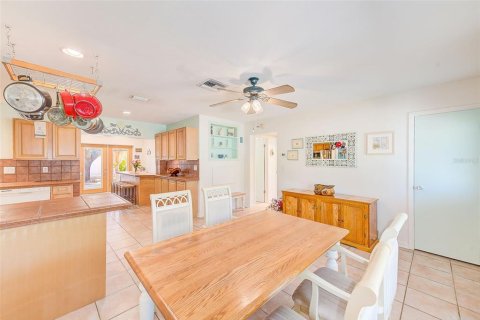 Casa en venta en Largo, Florida, 2 dormitorios, 99.41 m2 № 1602279 - foto 5