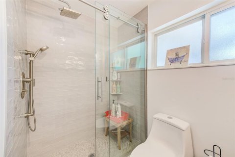Casa en venta en Largo, Florida, 2 dormitorios, 99.41 m2 № 1602279 - foto 18