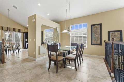 House in Port St. Lucie, Florida 3 bedrooms, 216.46 sq.m. № 2083569 - photo 9