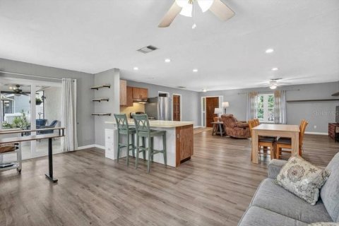 Casa en venta en Sarasota, Florida, 3 dormitorios, 138.89 m2 № 2403183 - foto 9