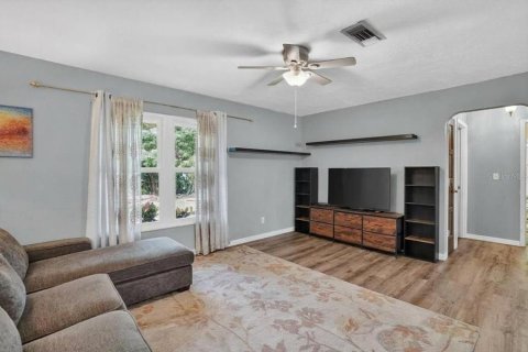 Casa en venta en Sarasota, Florida, 3 dormitorios, 138.89 m2 № 2403183 - foto 8