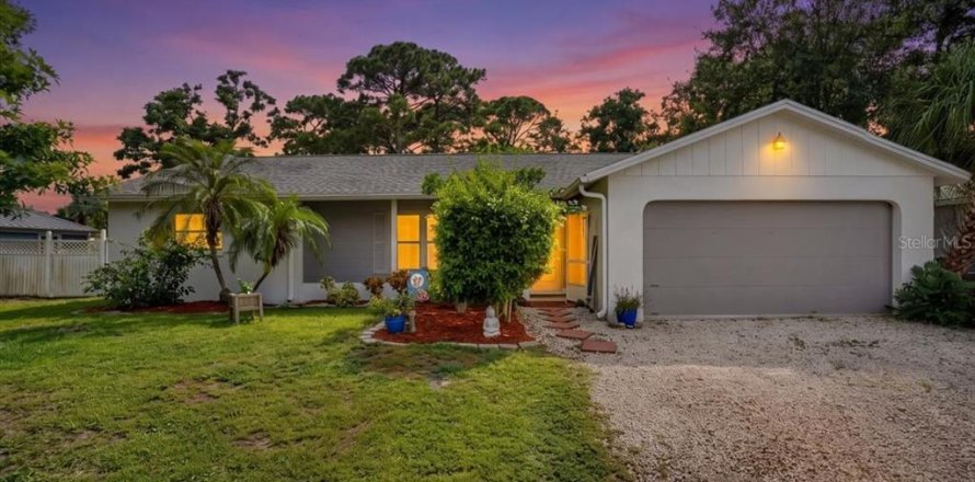 Casa en Sarasota, Florida 3 dormitorios, 138.89 m2 № 2403183