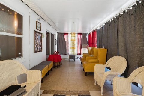 Villa ou maison à vendre à Clearwater, Floride: 2 chambres, 140.47 m2 № 2389162 - photo 3