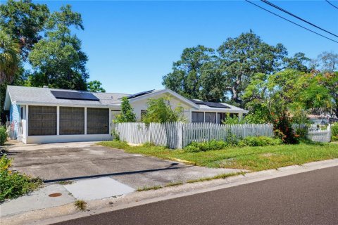 Villa ou maison à Clearwater, Floride 2 chambres, 140.47 m2 № 2389162