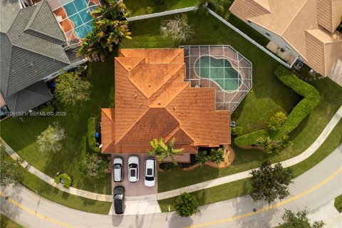 Casa en Pembroke Pines, Florida 4 dormitorios, 287.9 m2 № 2428160