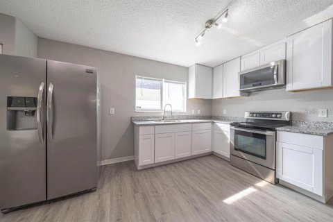 Villa ou maison à vendre à Ruskin, Floride: 4 chambres, 149.2 m2 № 2111894 - photo 4