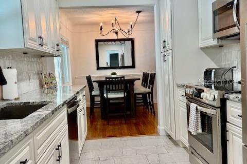 Casa en alquiler en Saint Petersburg, Florida, 3 dormitorios, 150.5 m2 № 1880779 - foto 13