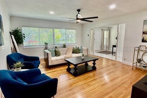 Casa en alquiler en Saint Petersburg, Florida, 3 dormitorios, 150.5 m2 № 1880779 - foto 8