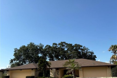 Casa en Lakeland, Florida 4 dormitorios, 267.09 m2 № 2430494