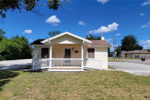 Commercial property in Tampa, Florida 109.25 sq.m. № 1640540 - photo 16