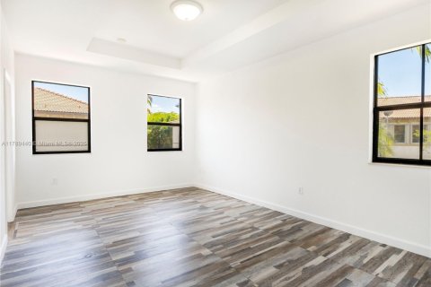 Touwnhouse à vendre à Homestead, Floride: 3 chambres, 153.85 m2 № 1736038 - photo 24