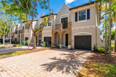 Touwnhouse à vendre à Homestead, Floride: 3 chambres, 153.85 m2 № 1736038 - photo 2