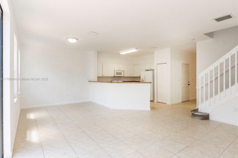 Touwnhouse à vendre à Homestead, Floride: 3 chambres, 153.85 m2 № 1736038 - photo 9