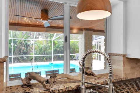 Villa ou maison à vendre à St. Lucie, Floride: 5 chambres, 405.33 m2 № 2429825 - photo 13