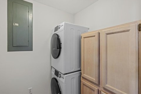 Casa en venta en Sarasota, Florida, 3 dormitorios, 201.41 m2 № 1563010 - foto 28