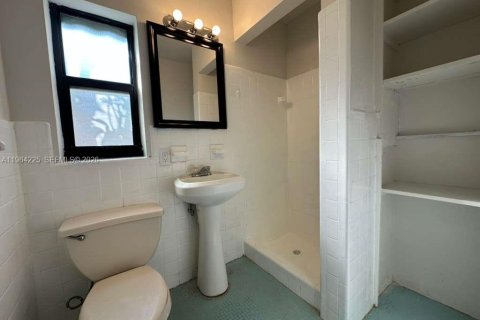 Снять в аренду виллу или дом в Холливуд, Флорида 3 спальни, 138.33м2, № 2027078 - фото 14