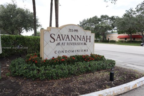 Apartment in Coral Springs, Florida 1 bedroom, 88.26 sq.m. № 2041174