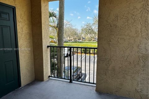 Apartment in Coral Springs, Florida 1 bedroom, 88.26 sq.m. № 2041174 - photo 17